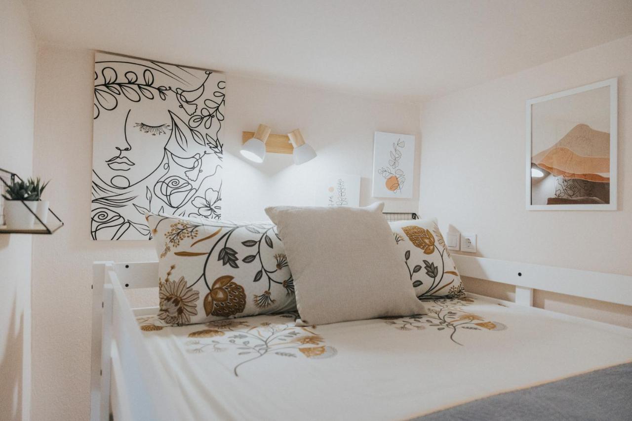 ヴォロスBohemian Loft With View!アパートメント エクステリア 写真